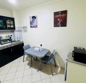 Charmant Appartement à Gueliz - À Deux Pas des Attractions Locales