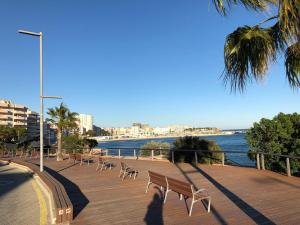 Apartament LAmpolla MONICA a 50m del mar amb parking