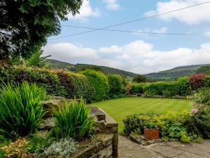 1 Bed in Buckden 78703