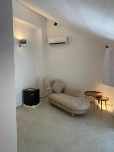 Praialonga Suites with Pool and Garden