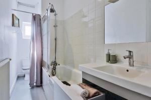 Appartements L-Echappee Belle - Parking facile, pres Lyon : photos des chambres