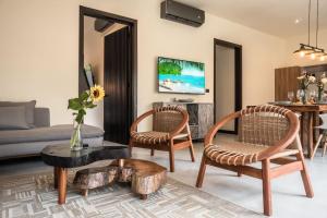 4Bed Luxury Villa with 2 Private Pools