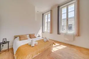 Maison rénovée en centre ville - Pomerol