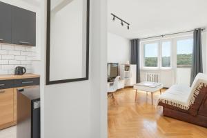 Wyspiańskiego Bright & Comfortable Apartment with a Sea View Gdynia by Noclegi Renters