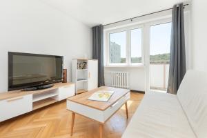 Wyspiańskiego Bright & Comfortable Apartment with a Sea View Gdynia by Noclegi Renters