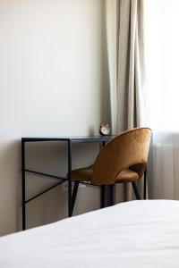 ᴄᴏʜᴏsᴛ I 2BD Apartment With Balcony