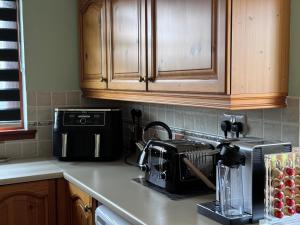Oaklyn,Highland Village of Beauly, Quiet Neighbourhood, One Bed, Min 5 nights