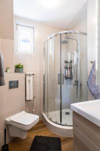 Aristocratic apartment with a parking spot