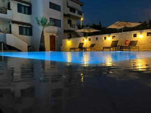 Nancy - Chara Apartments