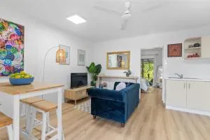 Botanical Bliss - Stratford