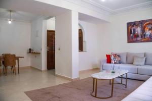 Appart bien placé et fonctionnel