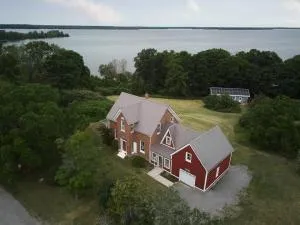 Hicks Holme - Beach Front Victorian - 奥斯威戈