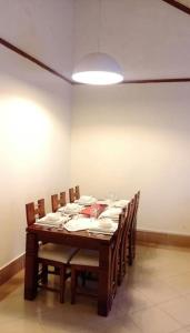 Fully furnished 3br master ensuite penthouse