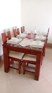 Fully furnished 3br master ensuite penthouse