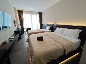 Thamrin Twin Bed Executive Apartment at Nagoya by MESA - Sengkuang