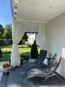 Luxury countryside house 2 min walk to the beach