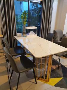 Cat s Lover Town house Suvarnabhumi Airport