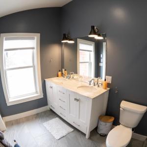 Captain Dans Sunset Suite