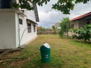 Nyumba nyeupe holiday home