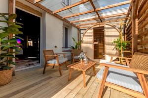 Oulala, amour, parking privé et vive la vie