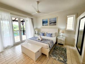Eden Island House - Onyx