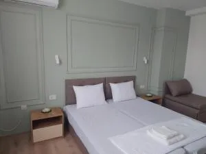 Lotos Apartments - Vevcsani