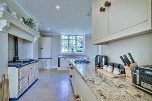 Alward House by Group Retreats