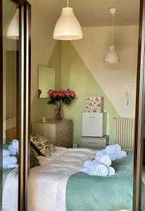 Spacious Studio Apartment with Terrace