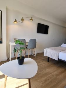 Acuario Moderno estudio Vistas al mar