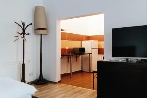 Contessa Central Studio II