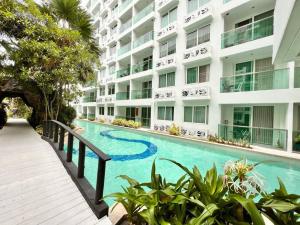 PoshPlace 1 BR in Amazon Residence