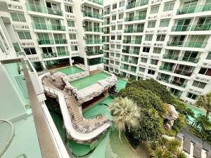 PoshPlace 1 BR in Amazon Residence