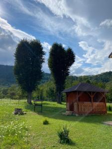 Будинок в пейзажній місцевості