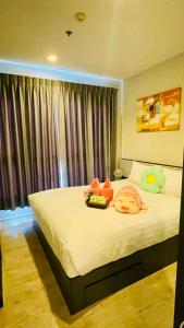 The base Central Pattaya 338 by Numam