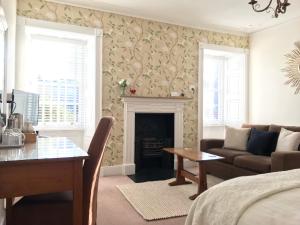 Deluxe Junior Suite room in 17 Burgate