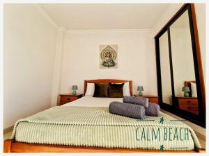 calm beach apartement