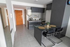 Check and Home - Güemes - 4 Huéspedes con Vista al Mar