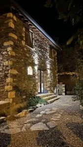 Tarihi Köyde Taş Ev - 卡拉布伦