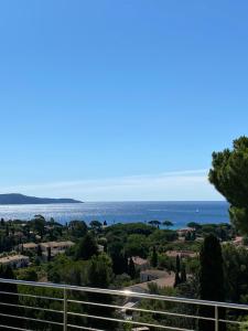 Rdc de Villa Avec Piscine