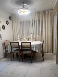 Palacio Moderno - La Grúa