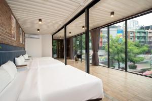 Luxury Container House in Bangkok