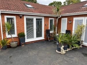 Happy days Moreton , 2 miles from Hoylake Wirral