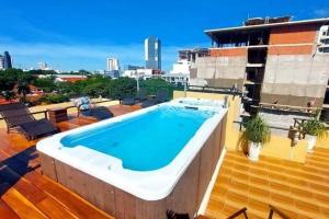 Super céntrico departamento en Equipetrol