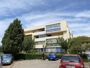 Appartements Superbe T3 avec loggias fermees, garage, et wifi a Balaruc-les-Bains, classe 3 etoiles - FR-1-553-216 : Appartement
