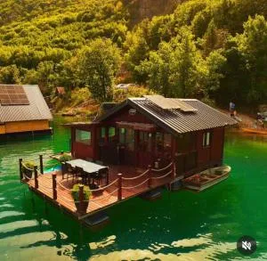 Victoria lake house - Perućac