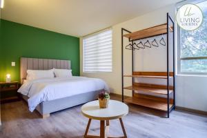 Living Lourdes 64-307