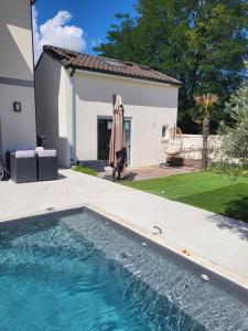 Villas maison avec piscine : photos des chambres