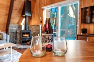 A-Frame Escape Unique stay w comfort & style