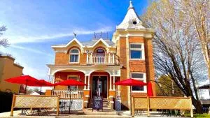 Manoir Des Curiosits - Champlain