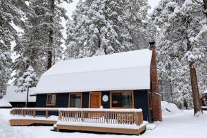 The Elderberry Retreat - It's A Dream Location! - 4hvězdičkové hotely ve městě Shaver Lake